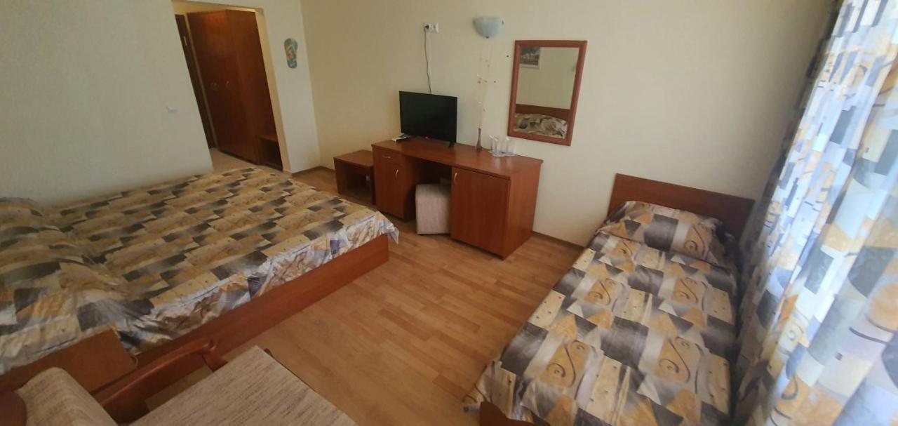 Diamond Hotel Primorsko Exterior foto
