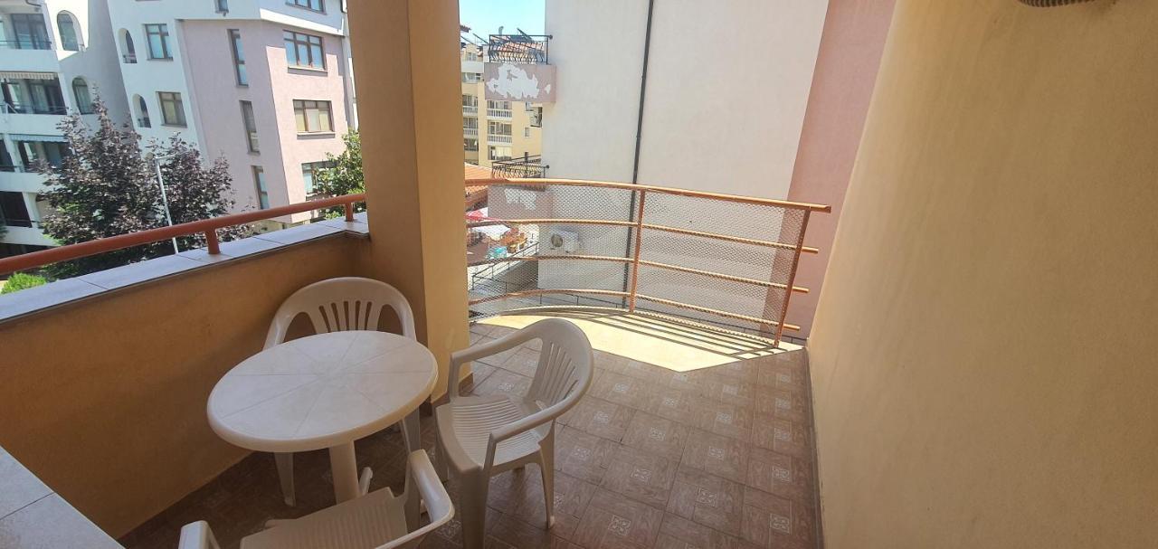 Diamond Hotel Primorsko Exterior foto